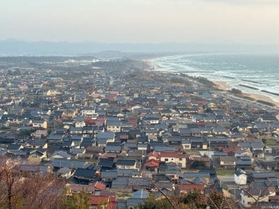 街並みを遠方から撮影 | iphone review.jp iPhone 17 Pro カメラ 街並みを遠方から撮影