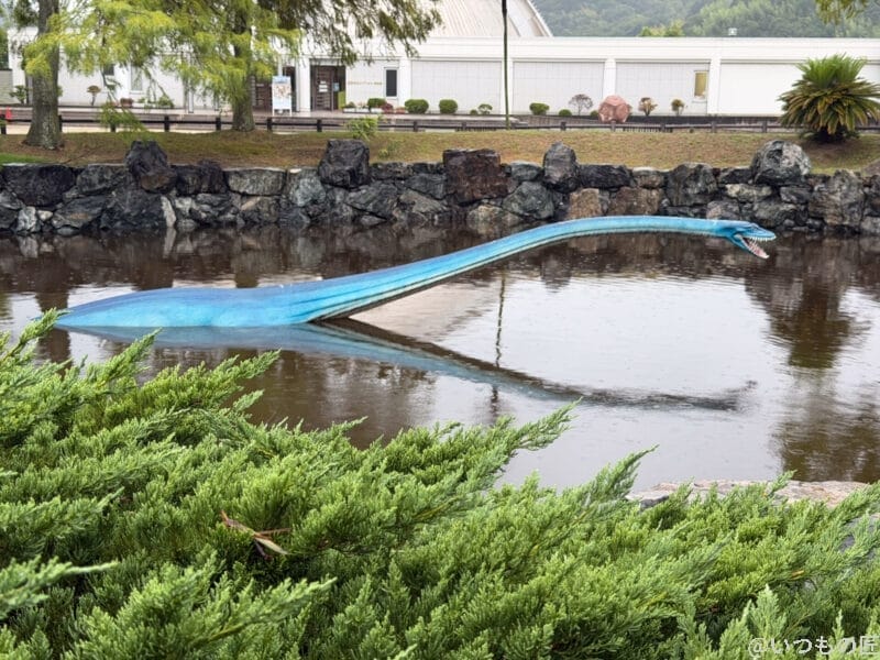 iPhone 17 Pro カメラ 恐竜のアトラクション