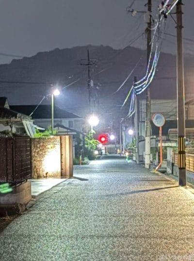 夜の散歩コースをおさめた一枚 | iphone review.jp iPhone17 カメラ 夜の散歩コースをおさめた一枚